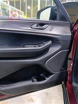 جیپ L گراند شیرۆکی